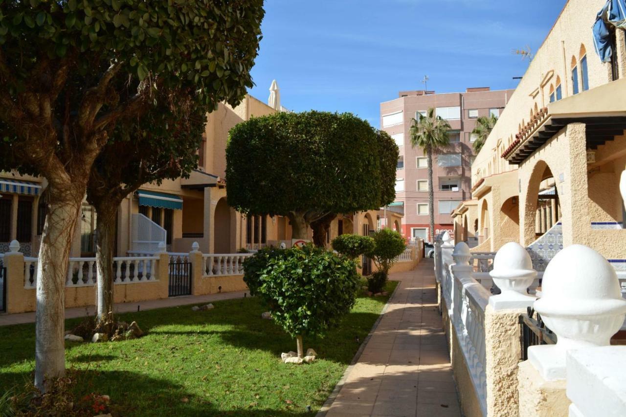Casa Torrevieja La Mata Villa Exterior photo